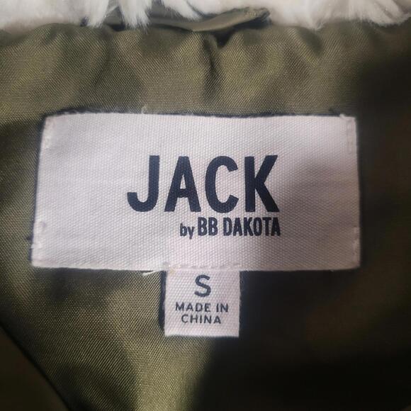 Jack by BB Dakota Faux Fur Lined Women's Hooded Puffer Vest Olive Green - Size S - Picture 8 of 9